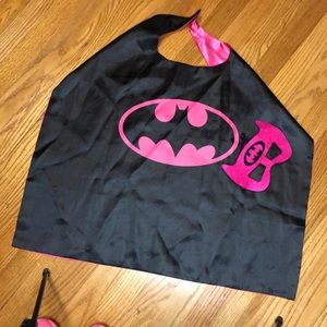 7 Capes and 4 masks for superhero kids